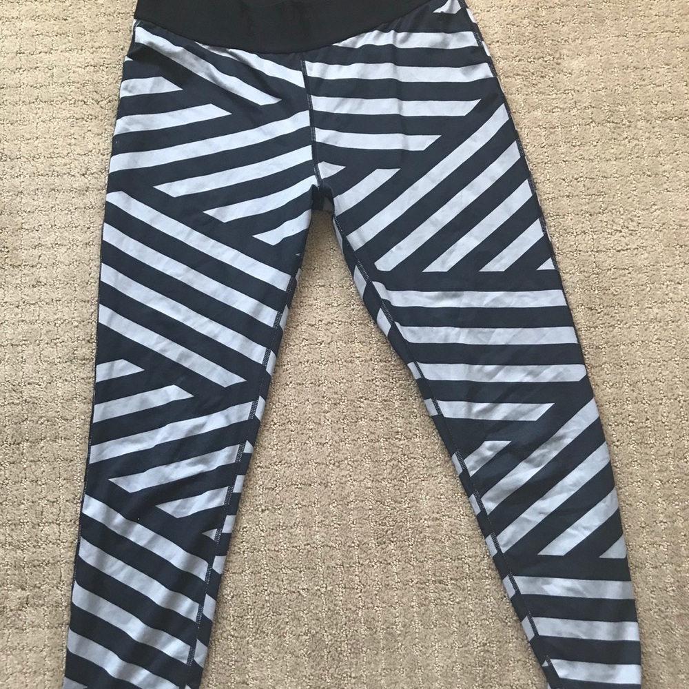 Workout/sporty leggings